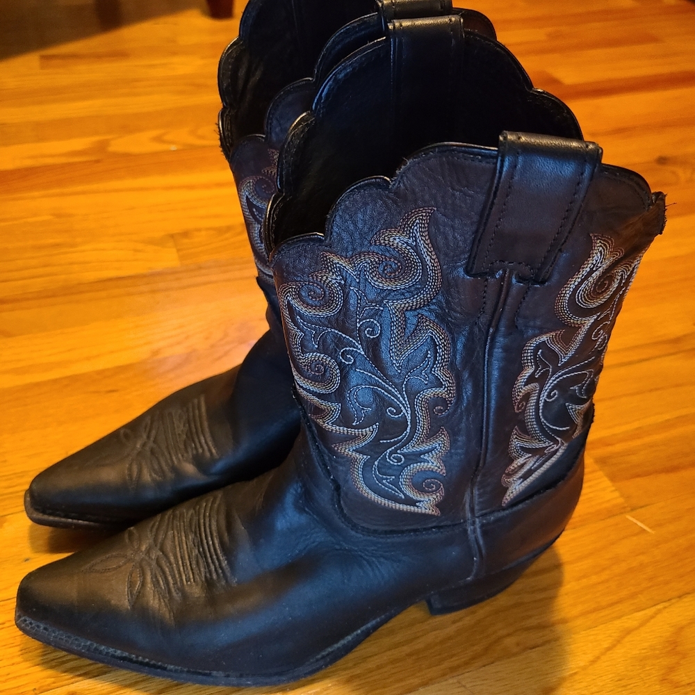Justin women's black cowboy boots